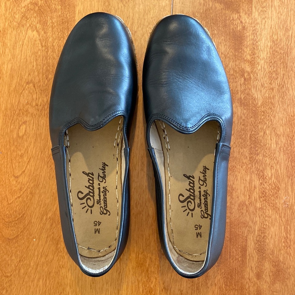 Mens size 45 Sabahs in black leather